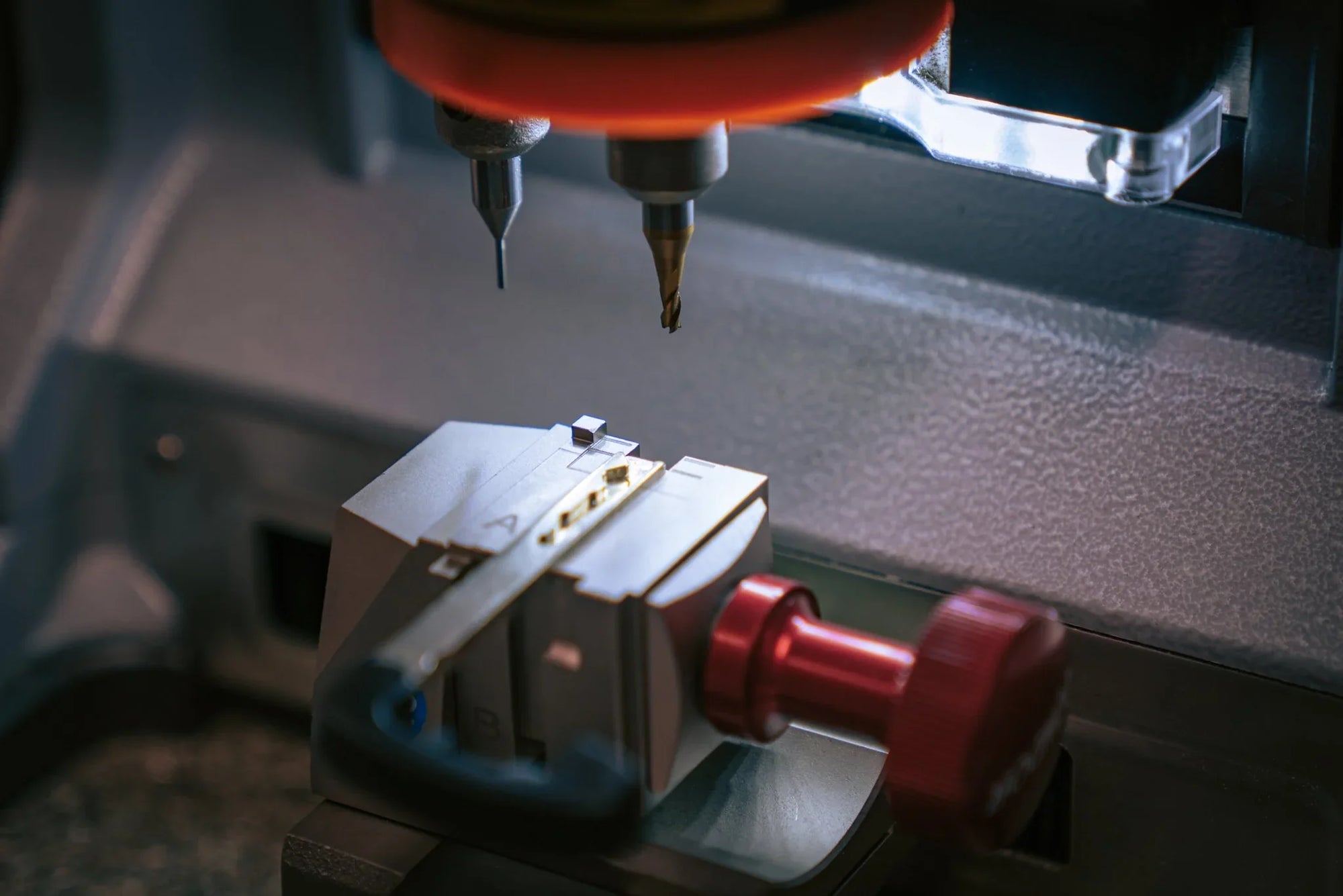 Key Cutting Machines