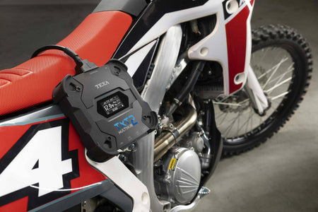 TEXA AXONE Nemo Light CAR with Multihub 2 in use
