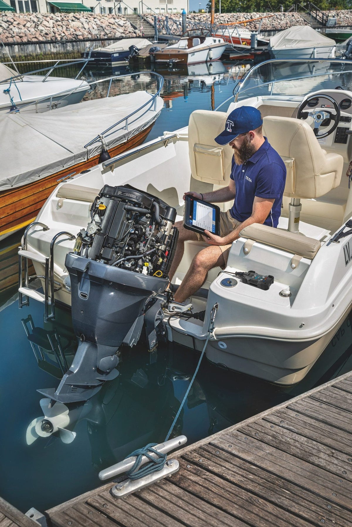 TEXA AXONE Nemo Light Marine with TXB2 - No Cables in use